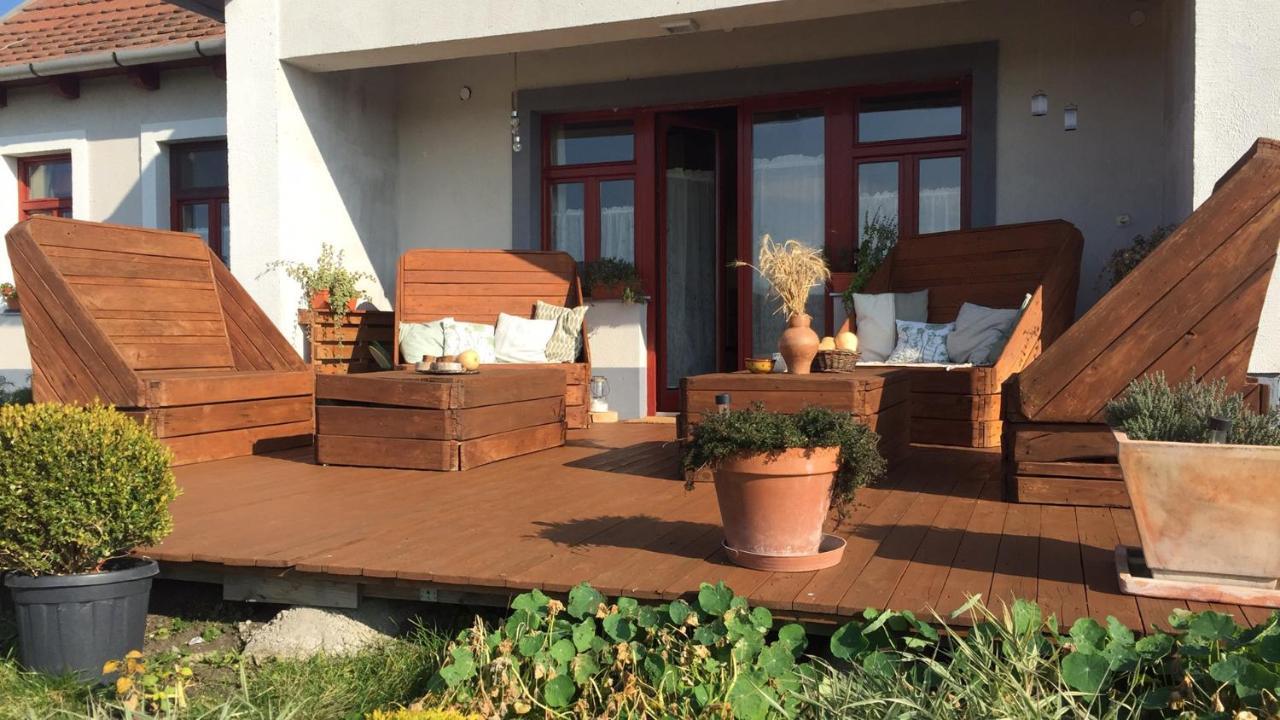 Dosa Tanya, Vendeghaz Otel Cserepfalu Dış mekan fotoğraf